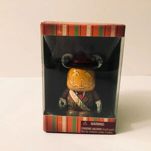 2013 Disney Halloween  Mayor Scarecrow Vinylmation Pumpkin Figure
